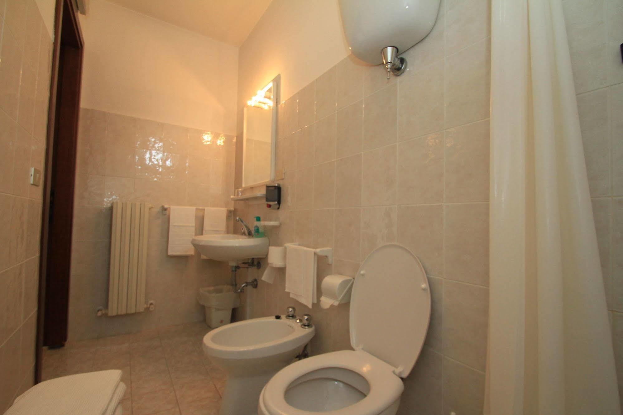 Hotel La Quiete Assisi Eksteriør billede